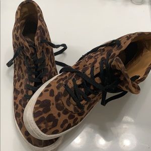 Animal print hi- top shoes, size 9